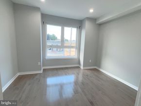 516 Pierce Street, Philadelphia PA 19148