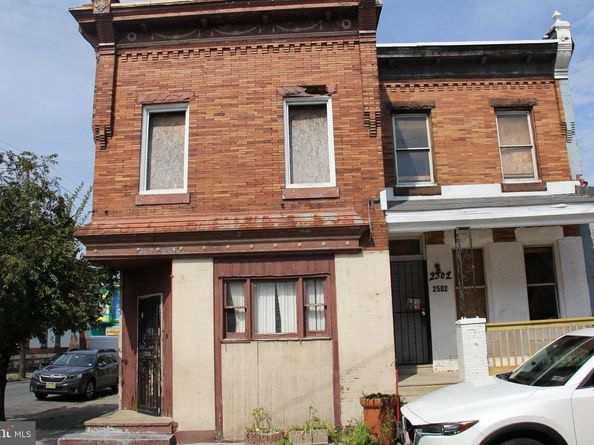 2500 N Myrtlewood Street, Philadelphia PA 19132