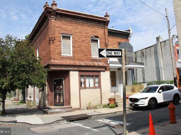 2500 N Myrtlewood Street, Philadelphia PA 19132