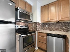 463-5D 1st St, Hoboken NJ 07030