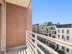 463-5D 1st St, Hoboken NJ 07030