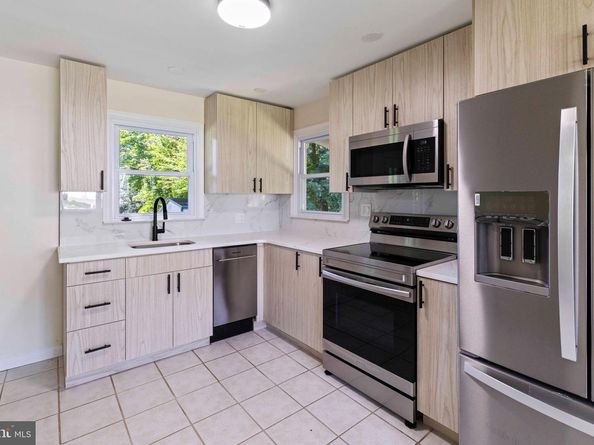 1210 Brownsville Road, Langhorne PA 19047
