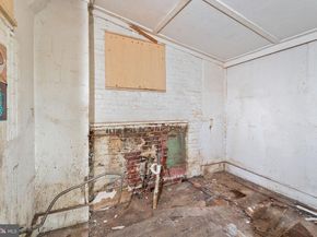4259 N 17TH Street, Philadelphia PA 19140