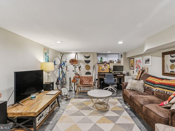 1314 N Dover Street, Philadelphia PA 19121