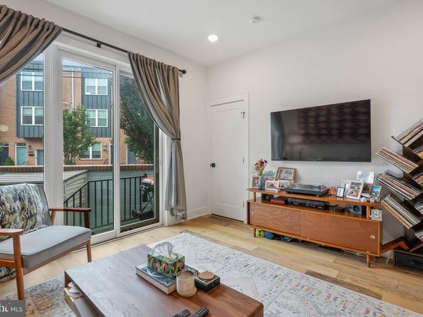2509 Grays Ferry Avenue 1, Philadelphia PA 19146