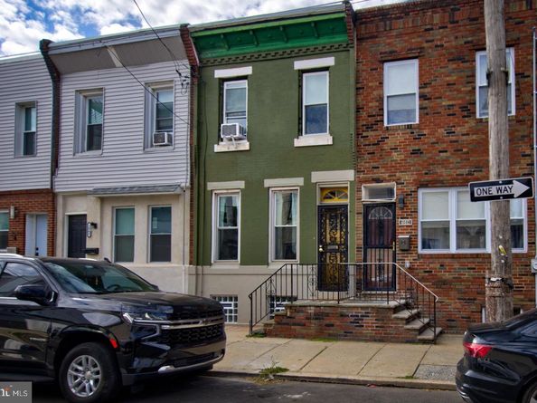 2044 Tasker Street, Philadelphia PA 19145