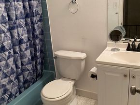 1024 Gates, Warminster PA 18974