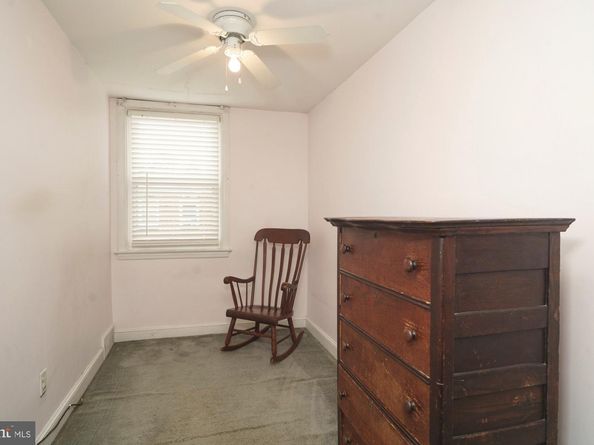 11 Winthrop Drive, Darby PA 19023