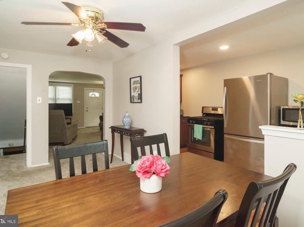 11 Winthrop Drive, Darby PA 19023
