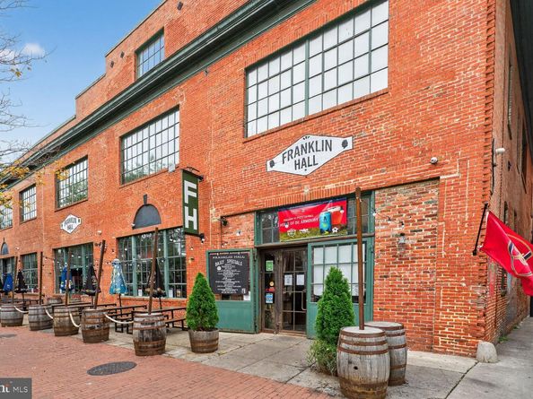 2261 12TH Street NW, Washington DC 20009