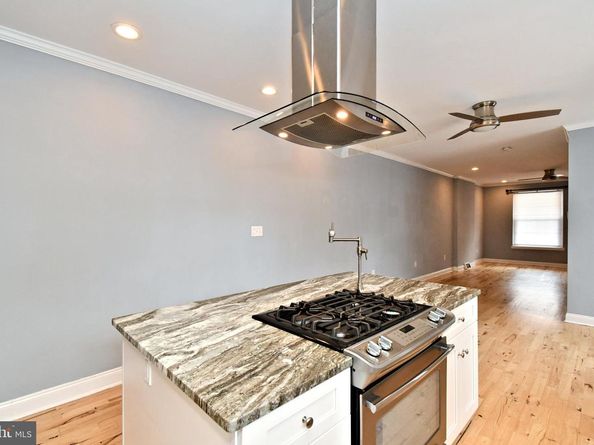 260 Roxborough Avenue, Philadelphia PA 19128