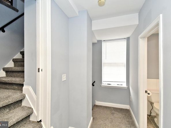 260 Roxborough Avenue, Philadelphia PA 19128