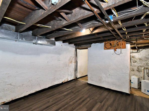 260 Roxborough Avenue, Philadelphia PA 19128