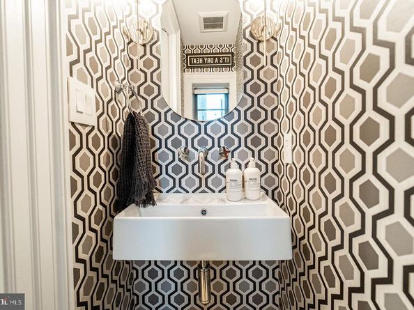 1309 R Street NW 1, Washington DC 20009