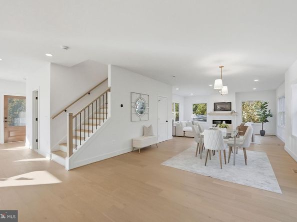 858 N Greenbrier Street, Arlington VA 22205