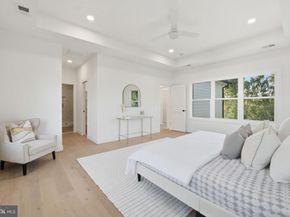 858 N Greenbrier Street, Arlington VA 22205