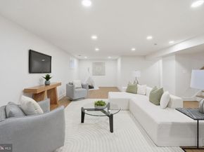 858 N Greenbrier Street, Arlington VA 22205