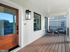 858 N Greenbrier Street, Arlington VA 22205
