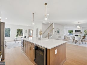 858 N Greenbrier Street, Arlington VA 22205