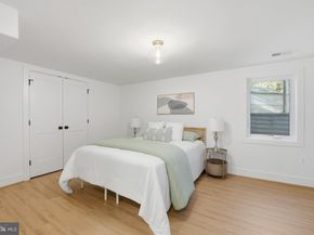 858 N Greenbrier Street, Arlington VA 22205