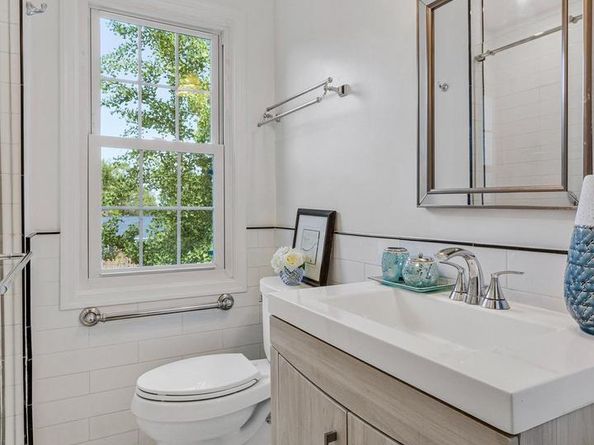210 Aspen Street, Alexandria VA 22305