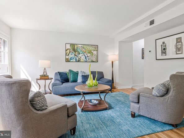 210 Aspen Street, Alexandria VA 22305