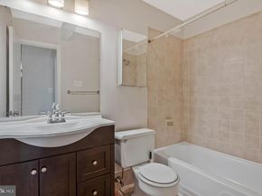 8300 Tobin Road 34, Annandale VA 22003