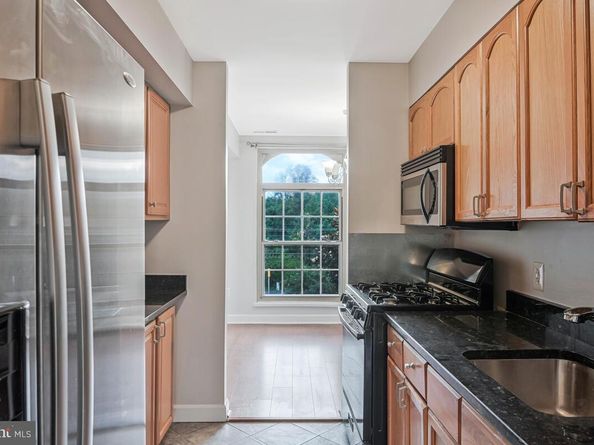 8300 Tobin Road 34, Annandale VA 22003