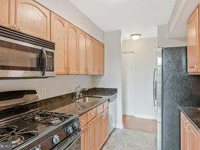 8300 Tobin Road 34, Annandale VA 22003