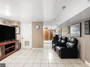 228 Bartlett Avenue, Sharon Hill PA 19079