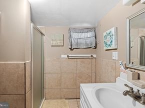 228 Bartlett Avenue, Sharon Hill PA 19079