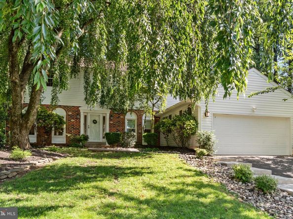 812 Green Ridge Circle, Langhorne PA 19053