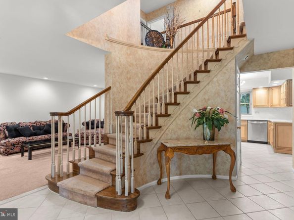 812 Green Ridge Circle, Langhorne PA 19053