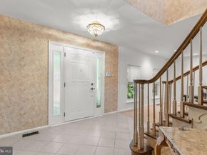 812 Green Ridge Circle, Langhorne PA 19053