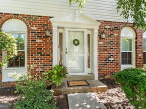 812 Green Ridge Circle, Langhorne PA 19053