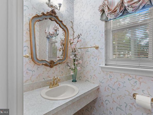 812 Green Ridge Circle, Langhorne PA 19053