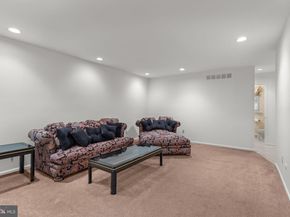 812 Green Ridge Circle, Langhorne PA 19053