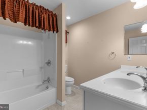 812 Green Ridge Circle, Langhorne PA 19053