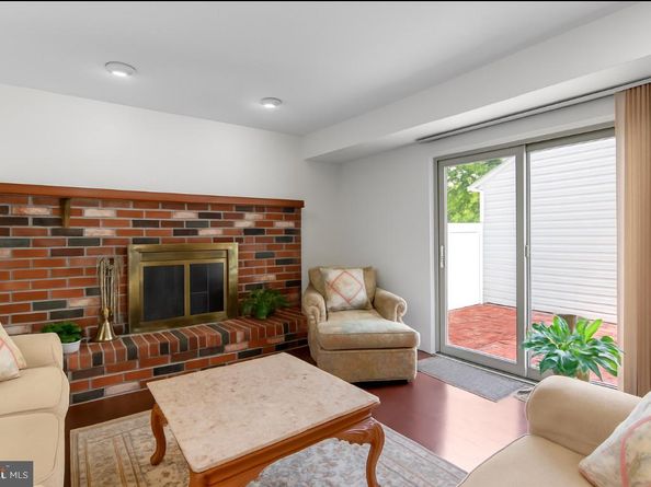 812 Green Ridge Circle, Langhorne PA 19053