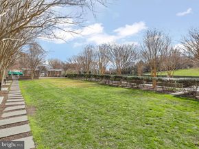 8220 Crestwood Heights Drive 708, Mclean VA 22102