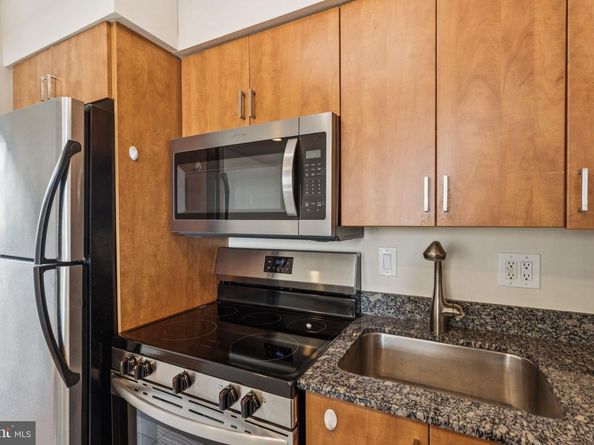 1420 Locust Street 28H, Philadelphia PA 19102