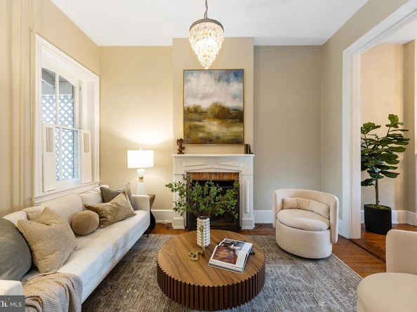 719 Gibbon Street, Alexandria VA 22314