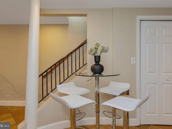 719 Gibbon Street, Alexandria VA 22314