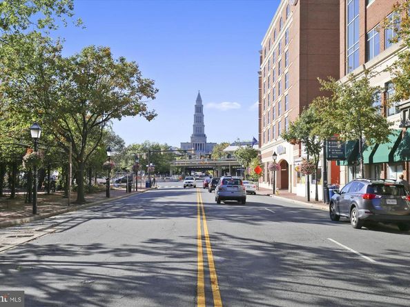 719 Gibbon Street, Alexandria VA 22314