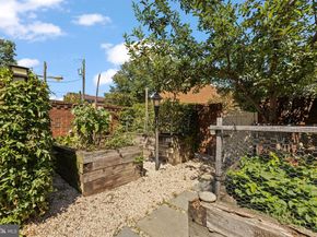 719 Gibbon Street, Alexandria VA 22314