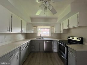 499 Collins Drive, Springfield PA 19064