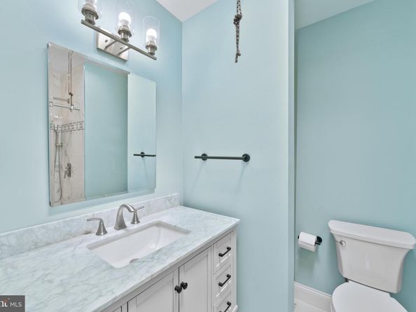 2712 Knorr Street, Philadelphia PA 19149