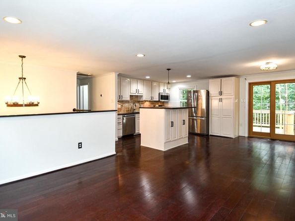 12703 Longleaf Lane, Herndon VA 20170