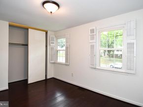 12703 Longleaf Lane, Herndon VA 20170