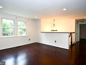 12703 Longleaf Lane, Herndon VA 20170